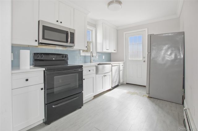 61 Sunburst Drive, Rocky Point, NY 11778