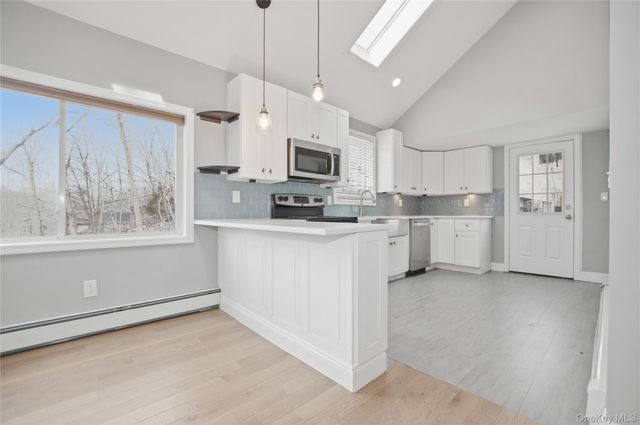 61 Sunburst Drive, Rocky Point, NY 11778