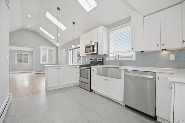 61 Sunburst Drive, Rocky Point, NY 11778