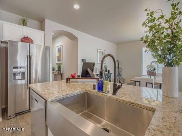 1130 Gaitan Drive, Horizon City, TX 79928