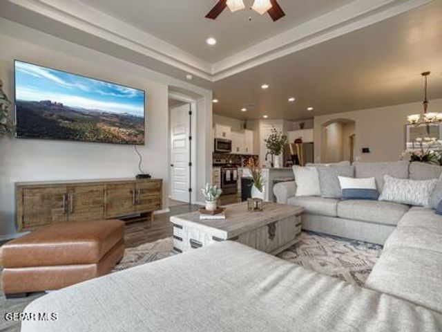 1130 Gaitan Drive, Horizon City, TX 79928