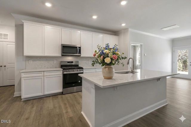 2220 Sugar Cone Way, Fuquay Varina, NC 27526