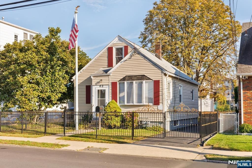 62 Johnson Avenue, Wallington, NJ 07057