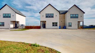 104 Micah Pt Unit A, La Vernia, TX 78121
