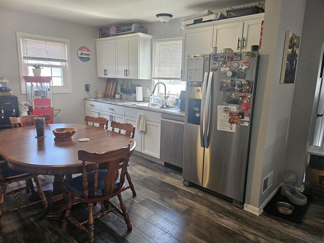 4428 Menasha AVENUE, Manitowoc, WI 54220