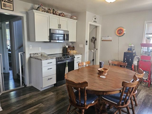 4428 Menasha AVENUE, Manitowoc, WI 54220
