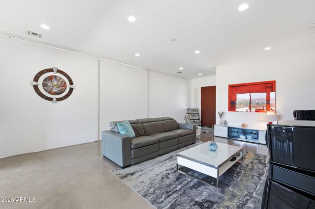 39029 N Courage Court, Anthem, AZ 85086