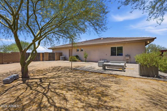 39029 N Courage Court, Anthem, AZ 85086