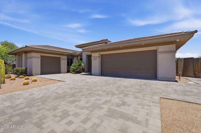 39029 N Courage Court, Anthem, AZ 85086