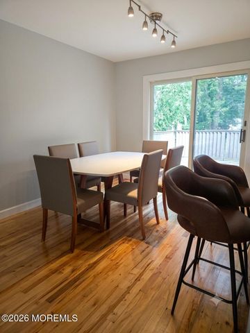 23 Partridge Lane, Bayville, NJ 08721