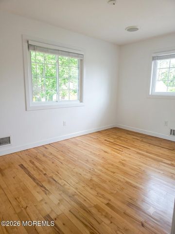 23 Partridge Lane, Bayville, NJ 08721