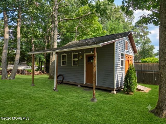 23 Partridge Lane, Bayville, NJ 08721