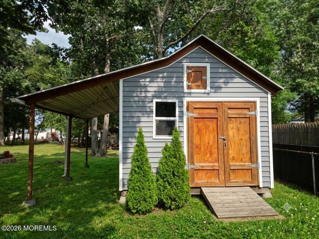 23 Partridge Lane, Bayville, NJ 08721