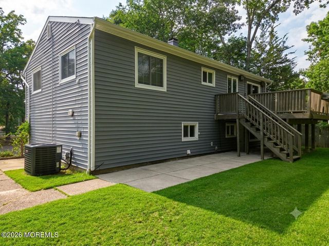 23 Partridge Lane, Bayville, NJ 08721