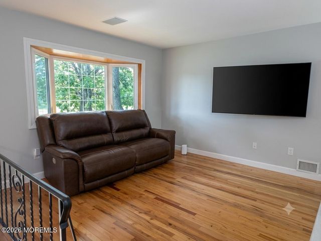 23 Partridge Lane, Bayville, NJ 08721