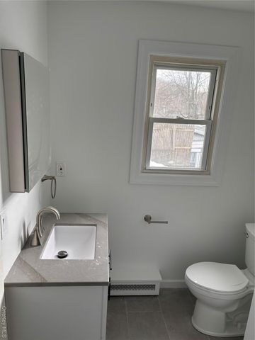 171 Stoneleigh Avenue A, Carmel, NY 10512