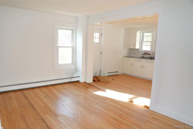 171 Stoneleigh Avenue A, Carmel, NY 10512