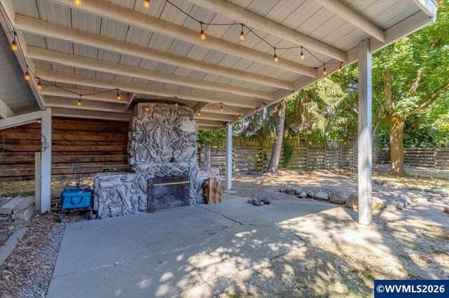 436 High St N, Monmouth, OR 97361