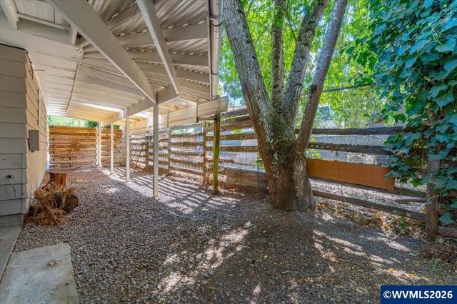 436 High St N, Monmouth, OR 97361