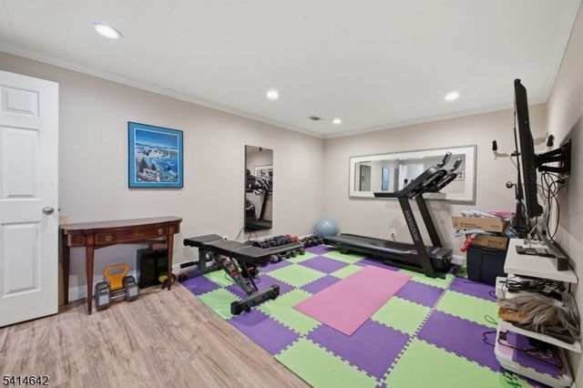 41 Purple Martin Dr, Allamuchy Twp., NJ 07840