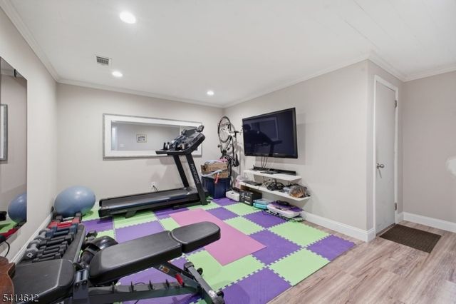 41 Purple Martin Dr, Allamuchy Twp., NJ 07840