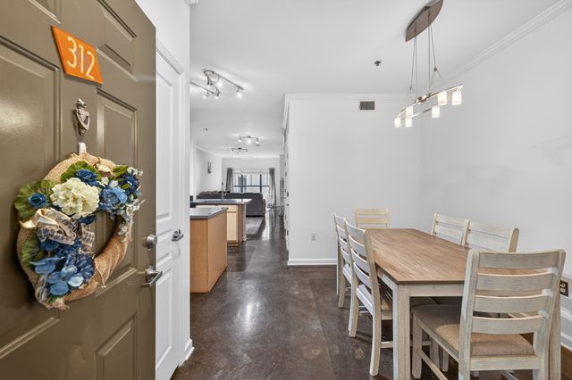 1803 Broadway Apt 312, Nashville, TN 37203