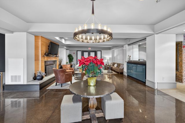 1803 Broadway Apt 312, Nashville, TN 37203