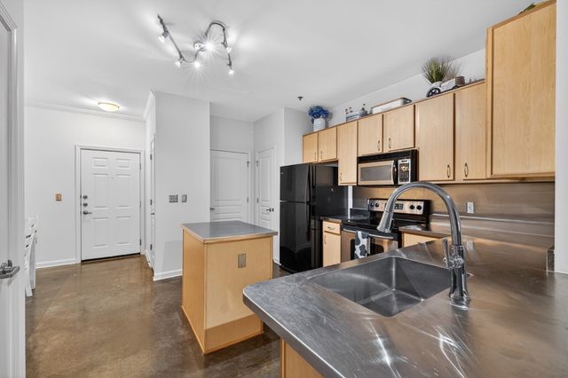 1803 Broadway Apt 312, Nashville, TN 37203