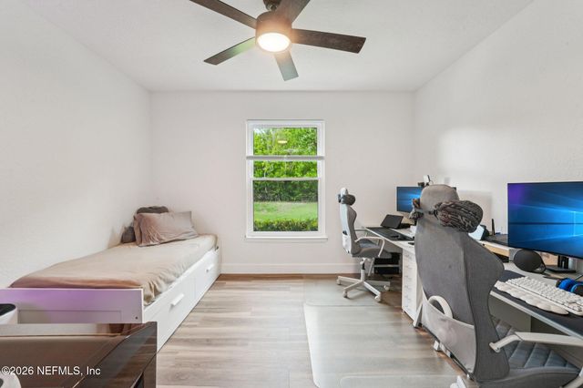 8539 GATE Parkway W 412, Jacksonville, FL 32216