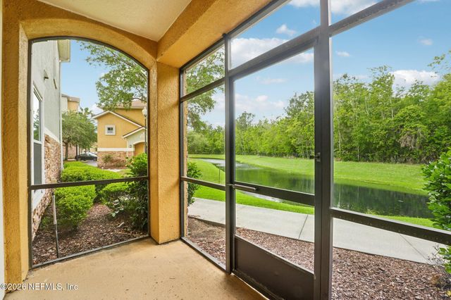 8539 GATE Parkway W 412, Jacksonville, FL 32216