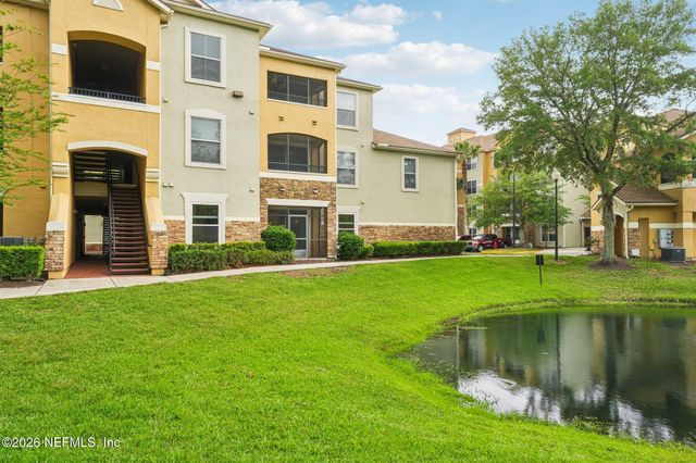 8539 GATE Parkway W 412, Jacksonville, FL 32216