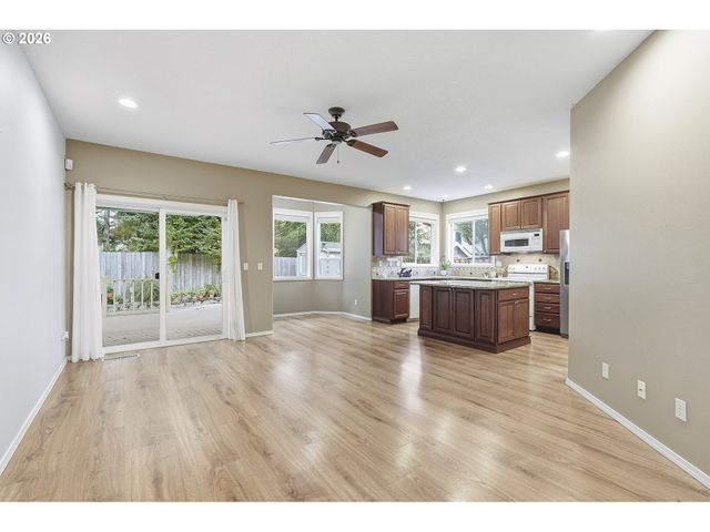 29411 Sw CAMELOT St, Wilsonville, OR 97070