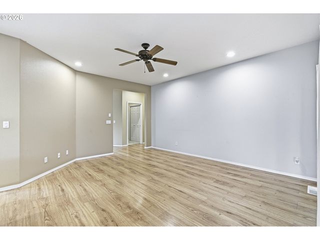 29411 Sw CAMELOT St, Wilsonville, OR 97070