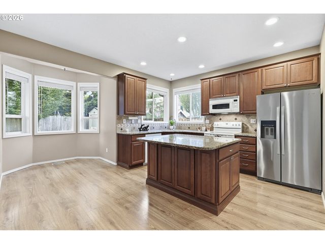 29411 Sw CAMELOT St, Wilsonville, OR 97070