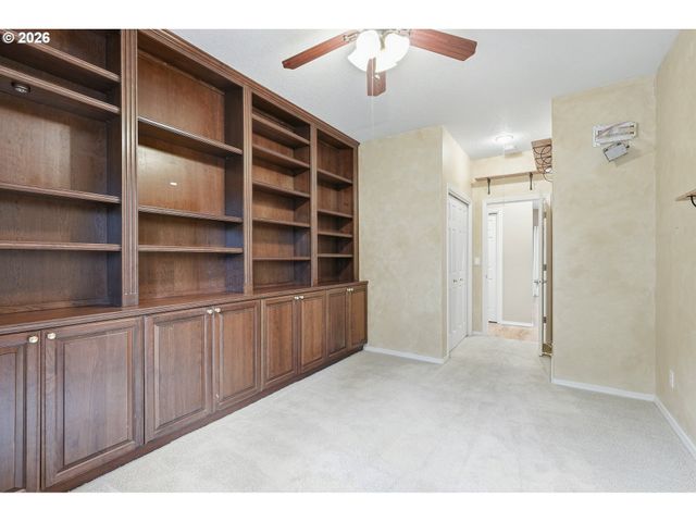 29411 Sw CAMELOT St, Wilsonville, OR 97070
