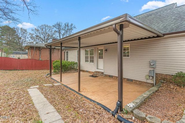 2106 Trail Five, Burlington, NC 27215