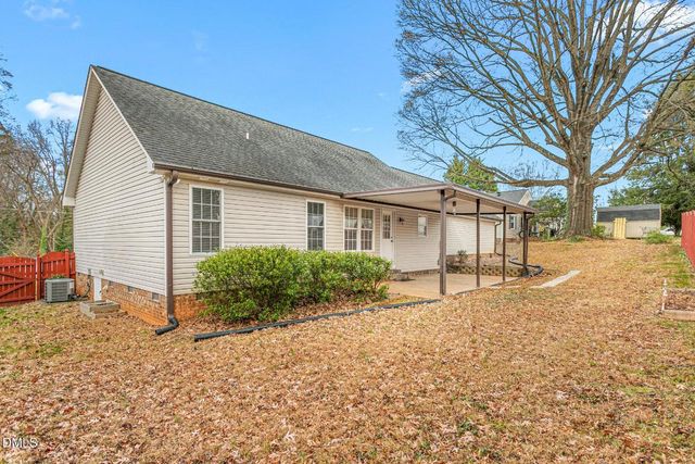 2106 Trail Five, Burlington, NC 27215