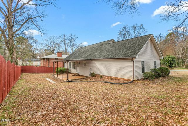 2106 Trail Five, Burlington, NC 27215