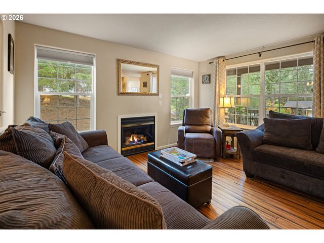 87973 SHERWOOD St, Veneta, OR 97487