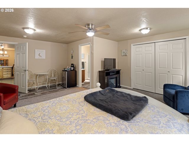 87973 SHERWOOD St, Veneta, OR 97487