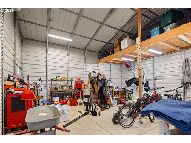 87973 SHERWOOD St, Veneta, OR 97487