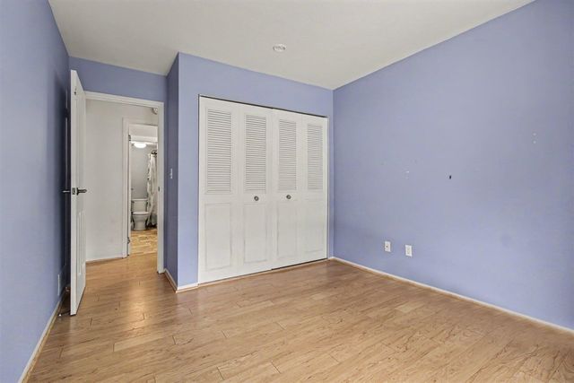 761 Skynob Drive, Ann Arbor, MI 48105