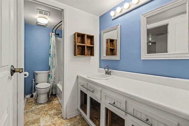 761 Skynob Drive, Ann Arbor, MI 48105