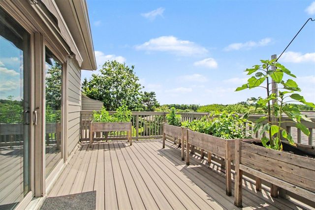 761 Skynob Drive, Ann Arbor, MI 48105