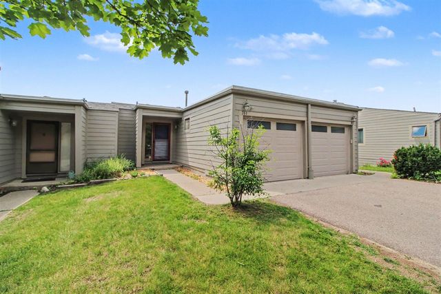 761 Skynob Drive, Ann Arbor, MI 48105