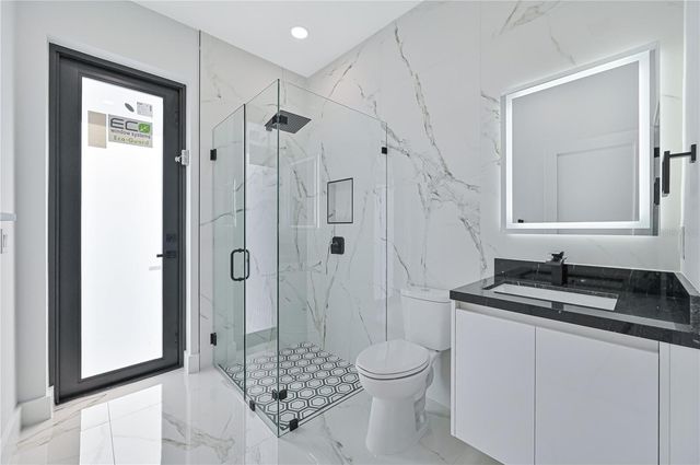 1413 NE 7TH AVENUE, Cape Coral, FL 33909