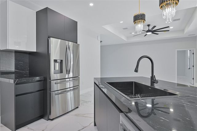 1413 NE 7TH AVENUE, Cape Coral, FL 33909