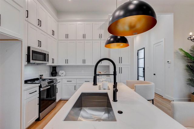 3309 Saint Emanuel Street, Houston, TX 77004