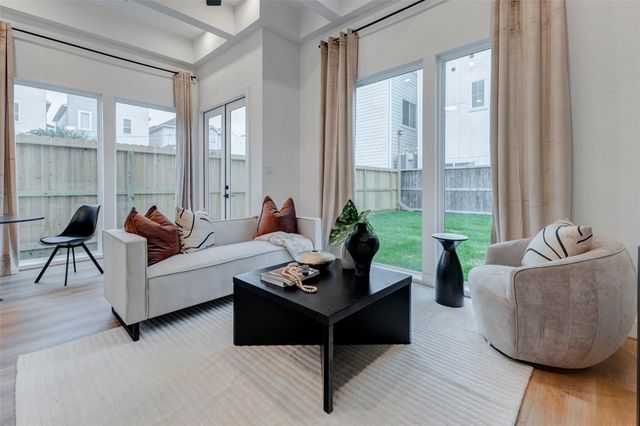 3309 Saint Emanuel Street, Houston, TX 77004