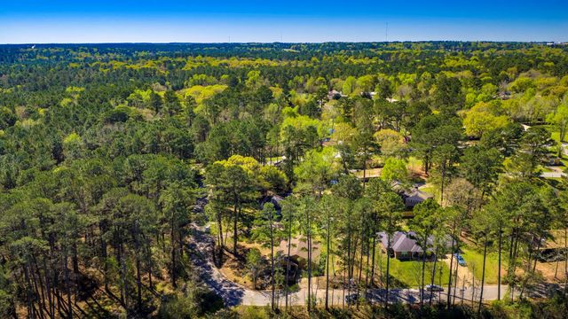 2214 Easley Circle, Huntsville, TX 77320